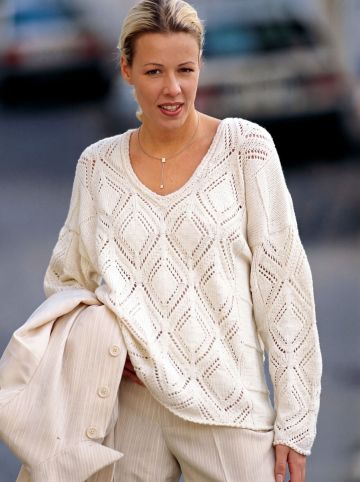 Pull con Rombi Traforati